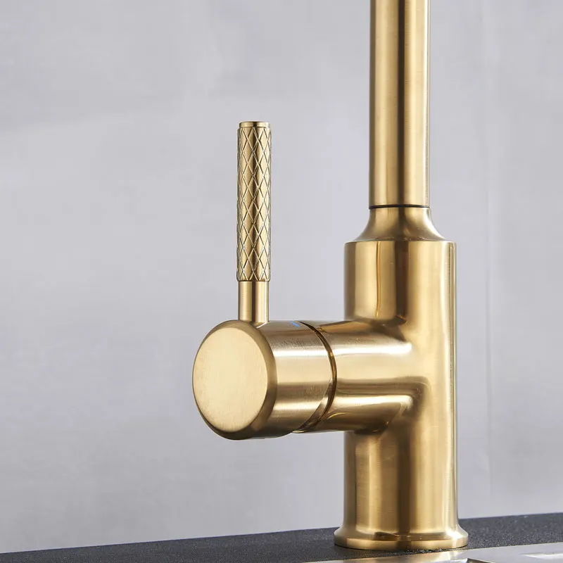 Матовый золотой кухонный кран с креплением на палубу один держатель одно