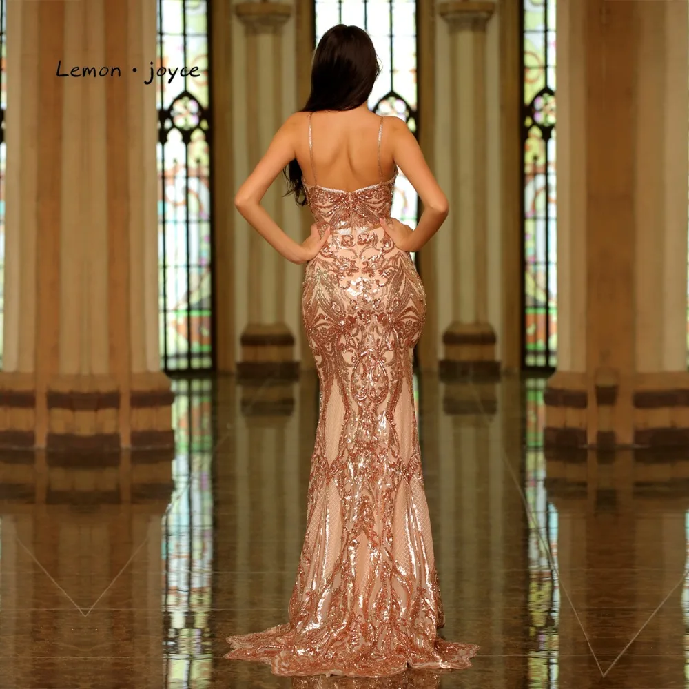 Женское вечернее платье с юбкой годе длинное золотистое V образным вырезом и