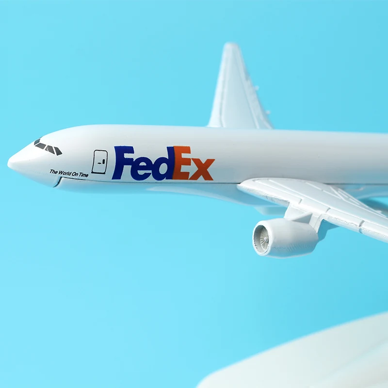 Air FedEx Express B777 Airlines Boeing 777 Airways самолет модели самолета 16 см сплав металлов Самолет