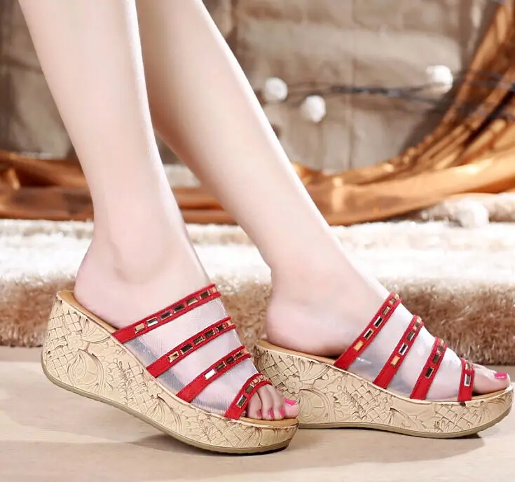 sandals in the summer. The female diamond slope with soft bottom thick soled and slippers a Muffin | Обувь