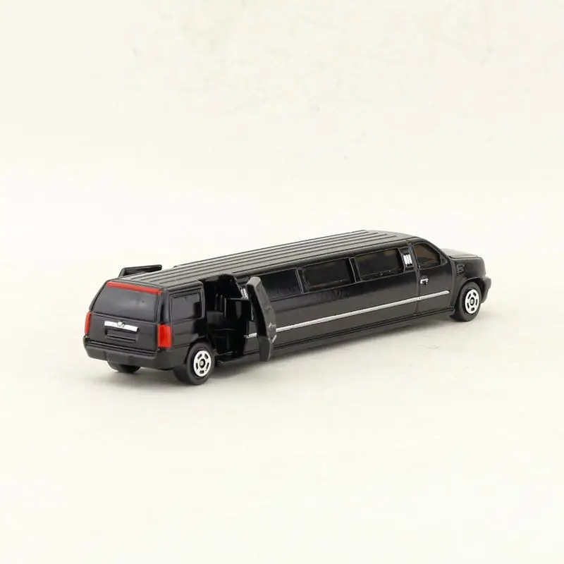 /литая под давлением металлическая игрушка модель/Cadillac DTS роскошный/образовательный автомобиль/Коллекция/подарок для детей/двери Openable