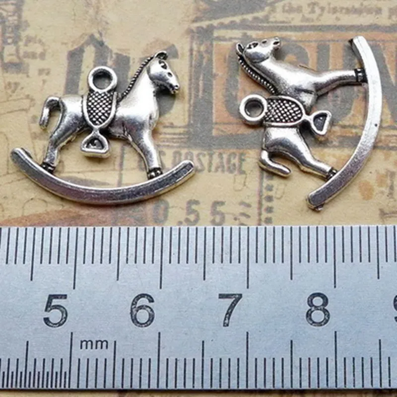 Оптом 30 шт цинкового сплава металлические деревянные подвески в виде лошадок