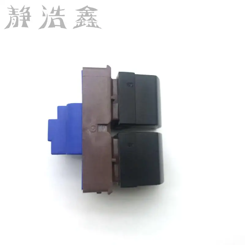 3C0 959 903 B топливный бак багажник крышка задней крышки топливного бака