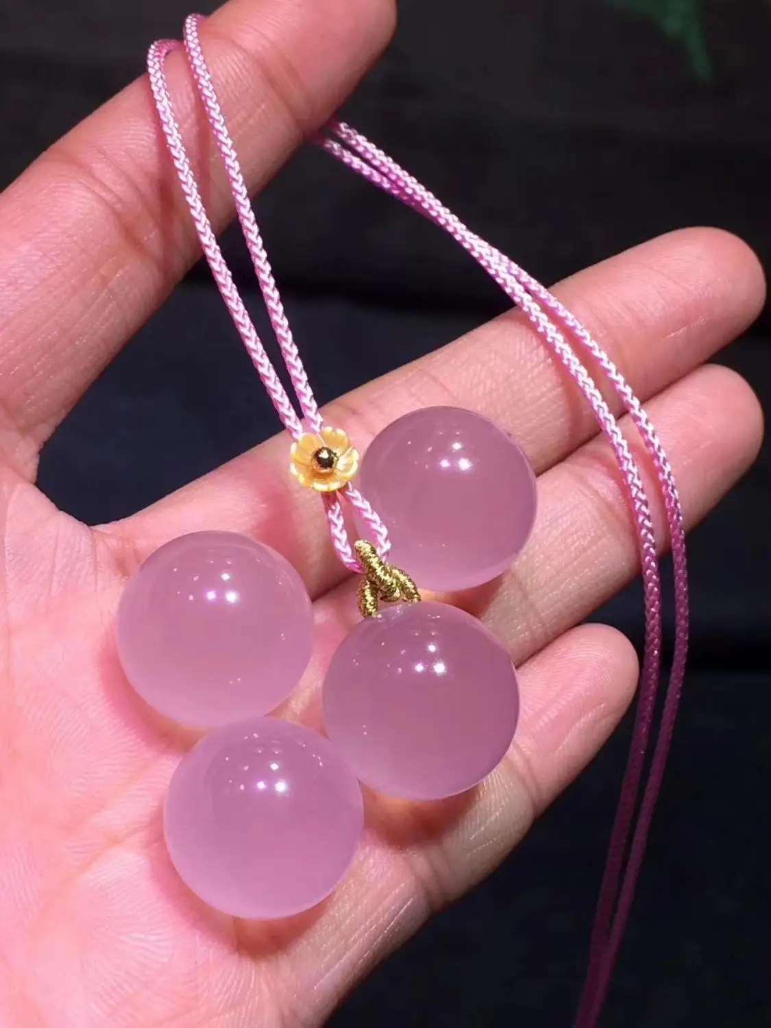 

Natural Rose Quartz Women Men Star Light Necklace Pendant Star Light 16mm Ball Sphere Mozambique Love Gift Crystal Pendant AAAAA
