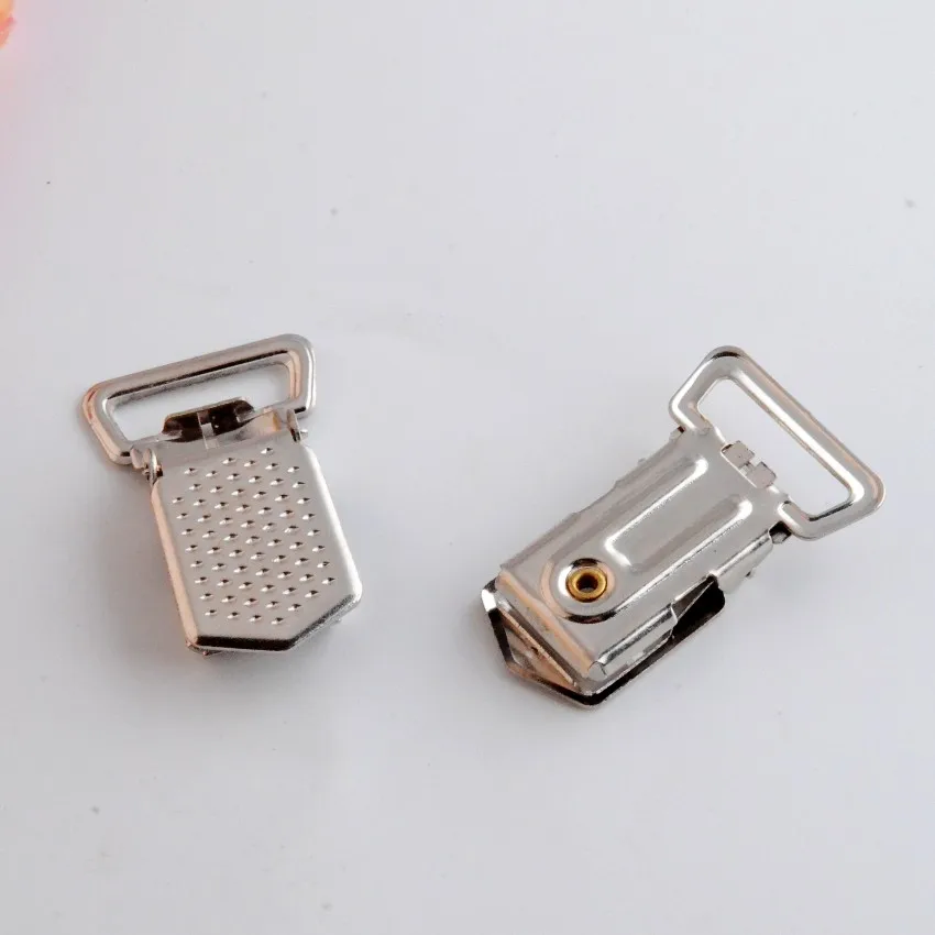 Бесплатная доставка 5 шт. металлические клипсы подвески для соски с пластиковым