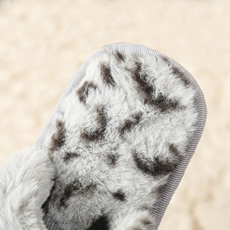 Модные женские тапочки зимняя теплая обувь домашние слипоны на плоской подошве