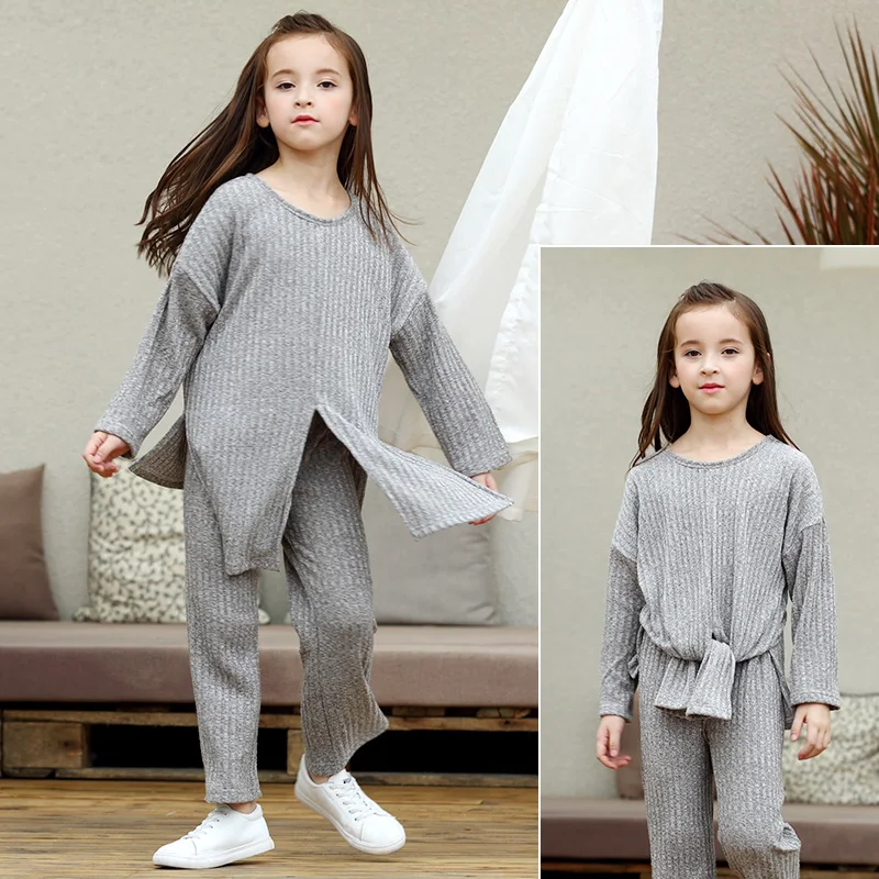 Комплект одежды в национальном стиле для девочек осень 2017 детский вязаный