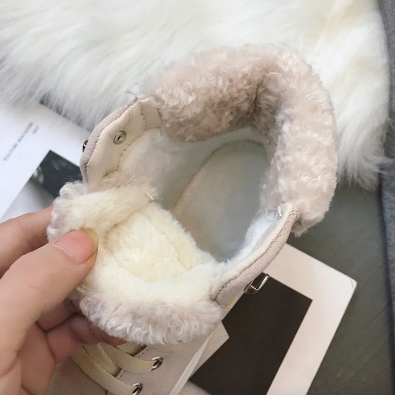 Женские ботинки модные женские зимние из флока на шнуровке дышащая обувь плоской