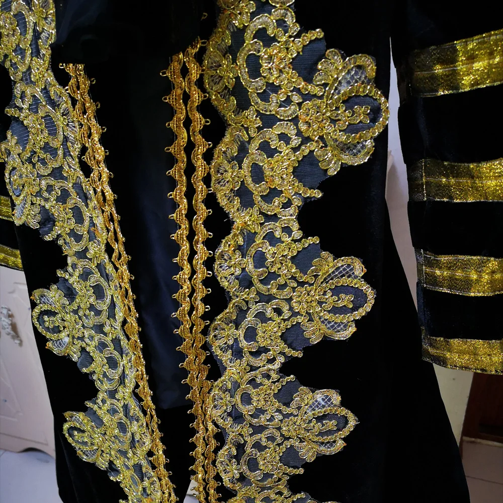 

Historical black customer-made Renaissance Vintage Male Costumes Victorian Cosplay suits D-334