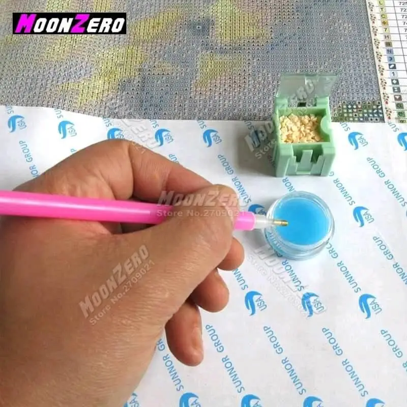 

New clay bottle for Diamond Painting Cross Stitch Accessories Tools Embroidery Mosaic DIY Tools 7 Color Bottle Wax Clay Glue Mud
