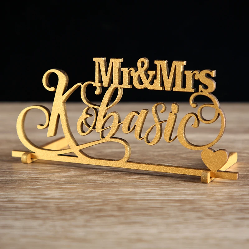 Mr and Mrs Sign. Script Свадебный деревянный знак имени. персональный знак имени. Свадебные decsweetheart Свадебные Украшение стола центральным