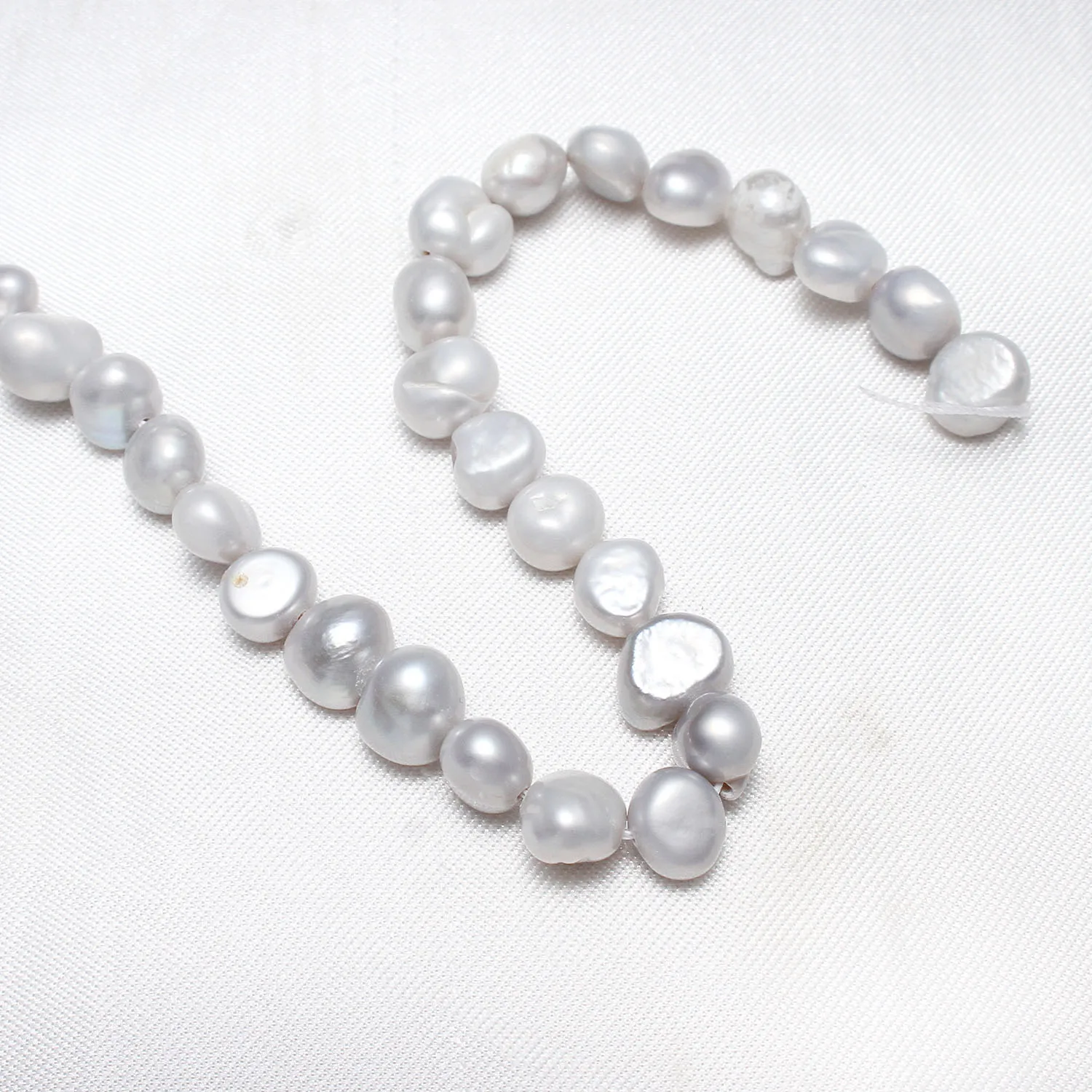 

Cultured Potato Freshwater Pearl Beads Dyed Grey 6-7mm Pearl Beads Approx 0.8mm Sold Per Approx 14.7 Inch Strand