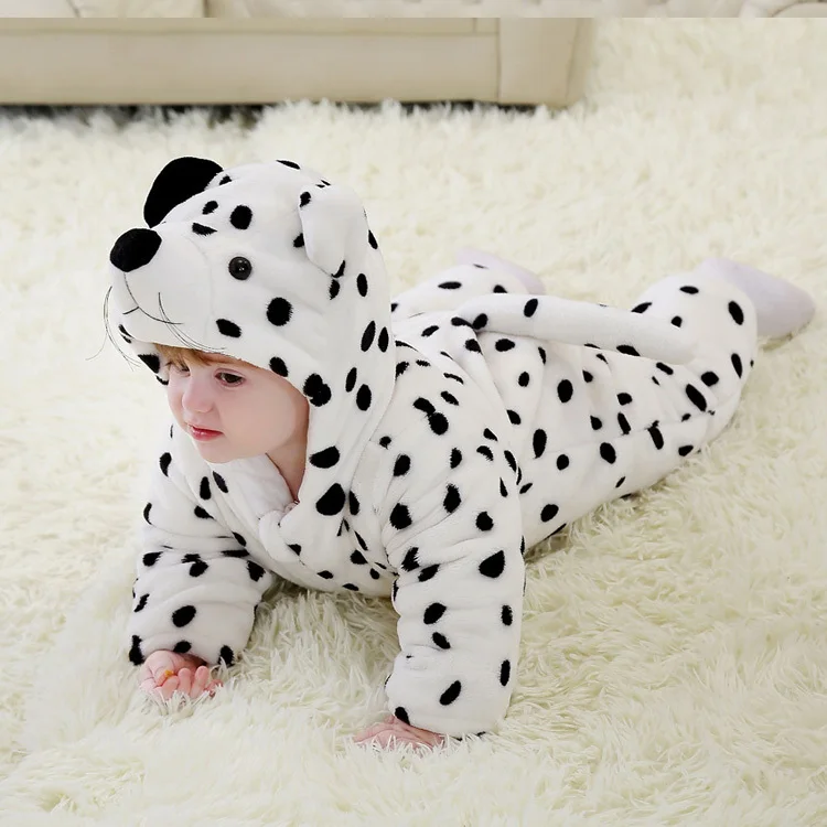 

Snow leopard cosplay baby clothes for photograph