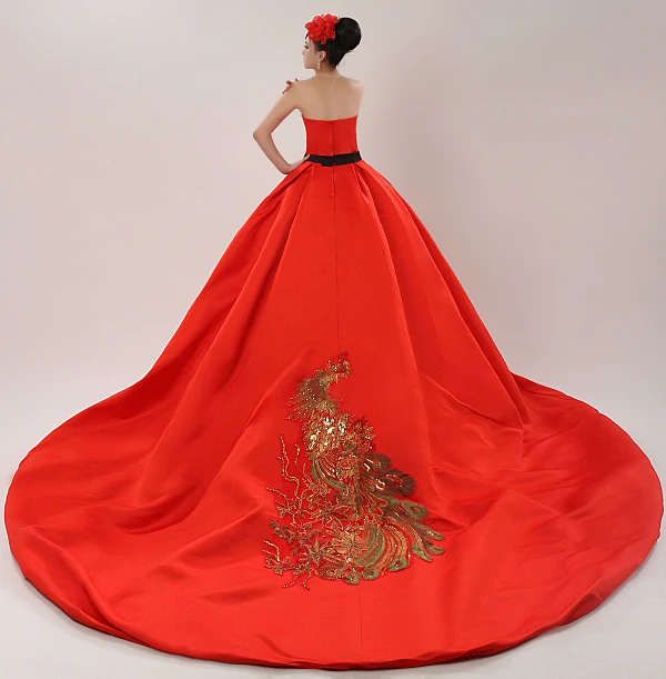 

2017 new stock plus size women pregnant bridal gown wedding dress ball gown large long tail red gold sexy romantic fashion