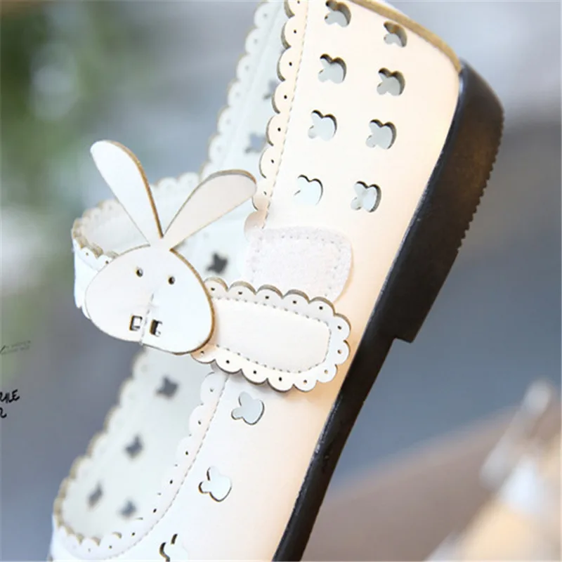 Лидер продаж детская обувь для девочек 2018 брендовая с вырезами милая дышащая