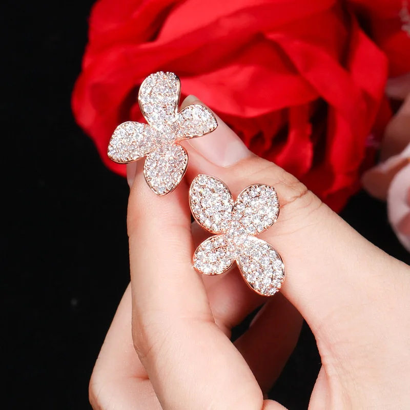 rose gold CWWZircons розовое золото цвет микро проложили CZ камень цветок оставить Простые Модные серьги для женщин серьги известного бренда CZ436 - Окраска металла: rose gold