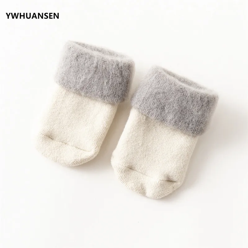 6 YWHUANSEN/1 пара, нескользящие носки-тапочки на осень и зиму для детей 0-24 месяцев, толстые махровые носки, теплые хлопковые носки для новорожденных мальчиков и девочек - Цвет: 6