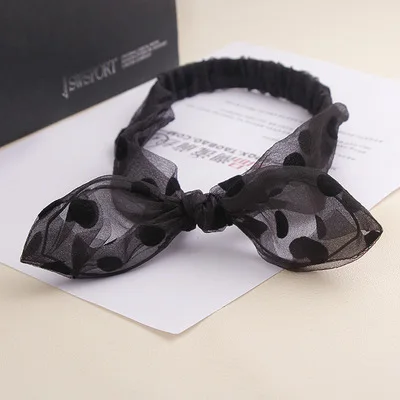 

Повязка на голову кружевная с кроличьими ушками