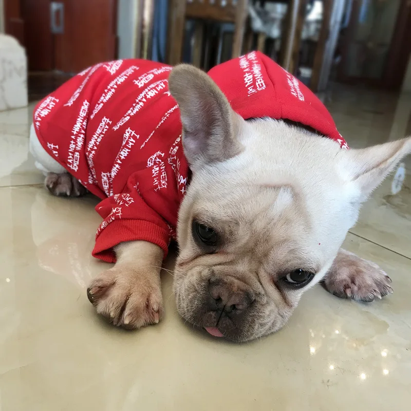 Модная одежда для собак с буквенным принтом милые толстовки сезон весна осень