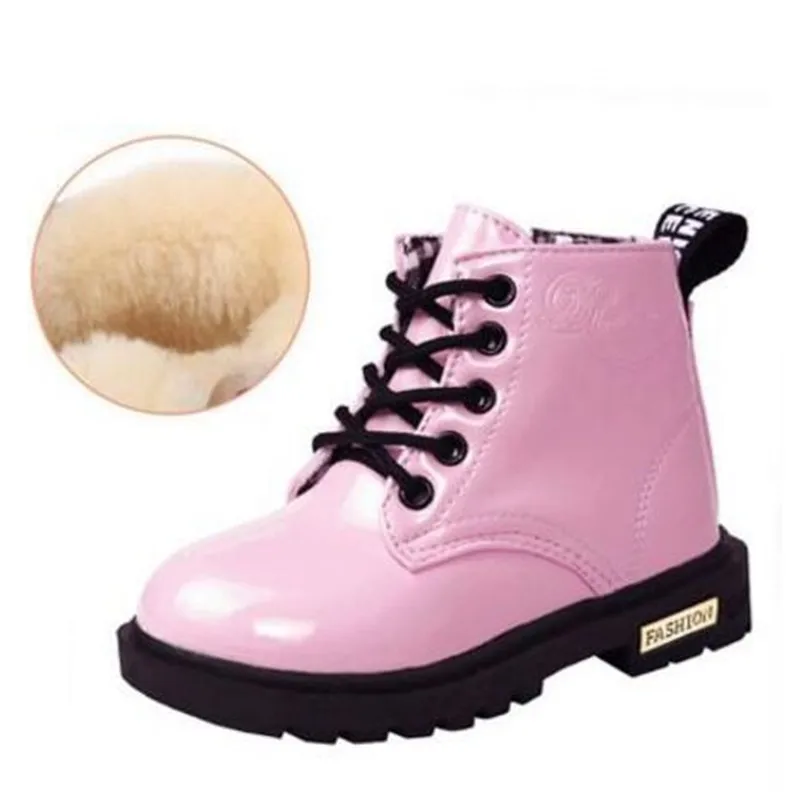 Pink with plush Детские ботинки в байкерском стиле из искусственной кожи; водонепроницаемые ботинки; зимние детские ботинки; Брендовая обувь для мальчиков и девочек; резиновые ботинки; 03B - Цвет: Pink with plush