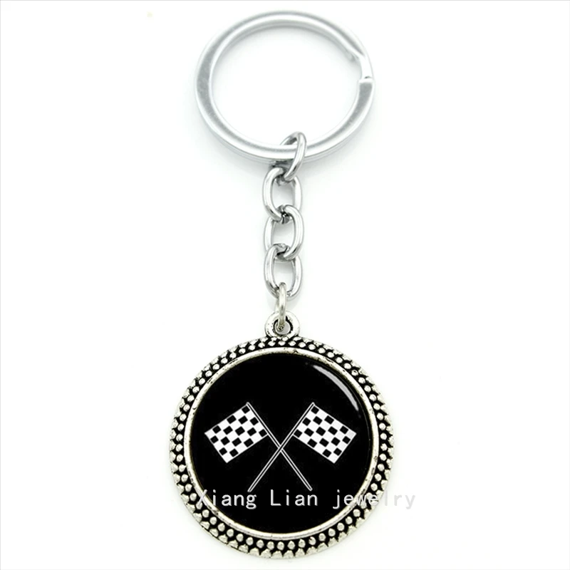 

Vintage accessories white and black keychain racing chequered flag 4 checkered flags photo pendant key ring jewelry gift T492