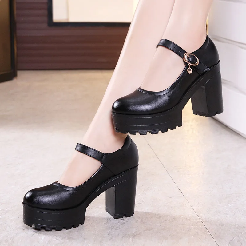 Женские туфли на платформе и блочном каблуке лодочки с закрытым носком Кожаные