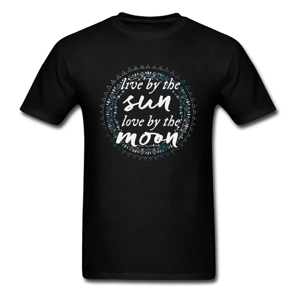 Футболка мужская с надписью Live By The Sun черная Романтичная футболка Love Moon Poems лето