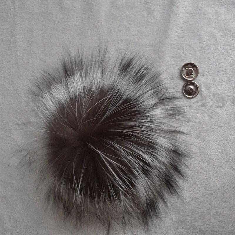 Помпон из натурального меха черно бурой лисицы|pompon ball|fur pomfur ball |