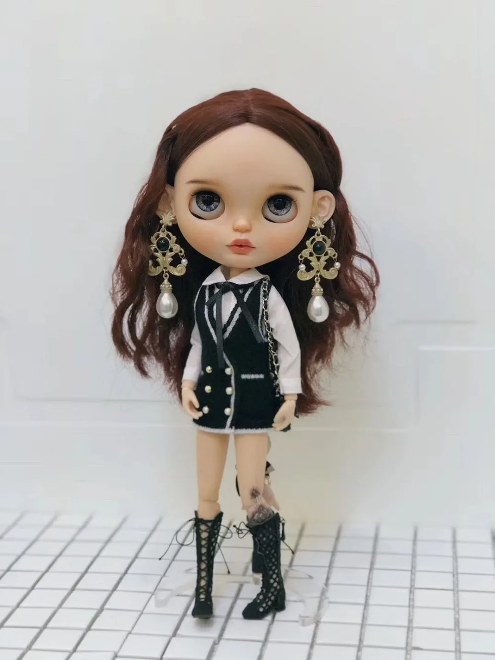 Одежда для кукол Blyth белая рубашка и черный сарафан в наличии куклы Azone Licca OB24