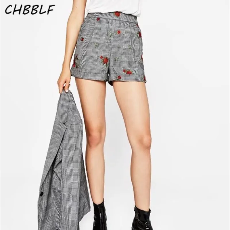 

2018 Spring new embroidery Shorts high waist elastic waist lady shorts C8246