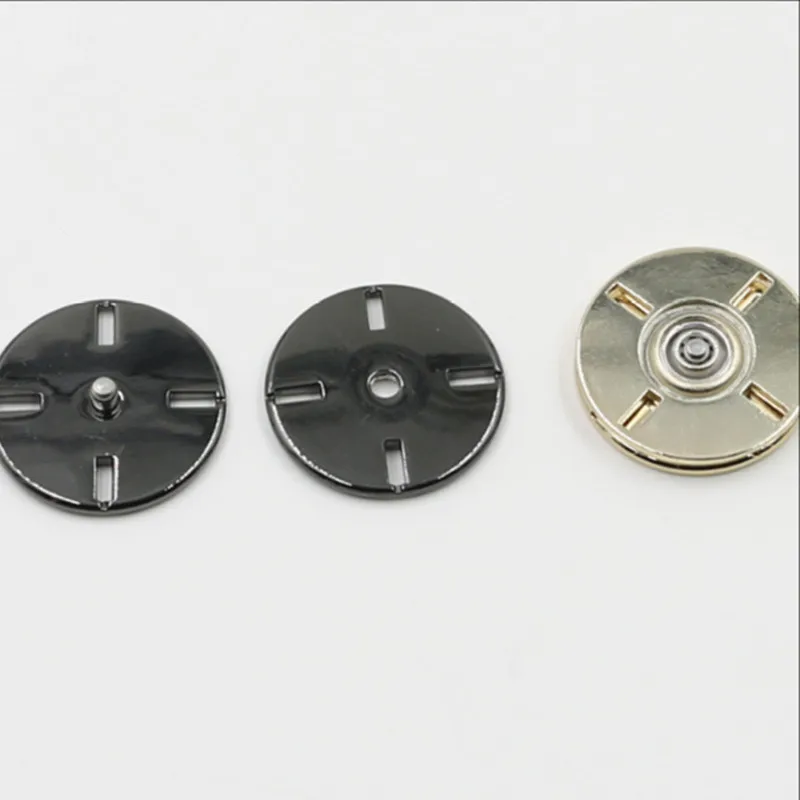 Круглые кнопки для шитья и украшения одежды 10 шт. 2017 год