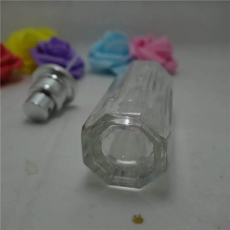 1pcs25ML мини многоугольник glassperfume бутылка может befilled с косметический чехол Пластик Кепки с анодированной отделкой Алюминий сопла