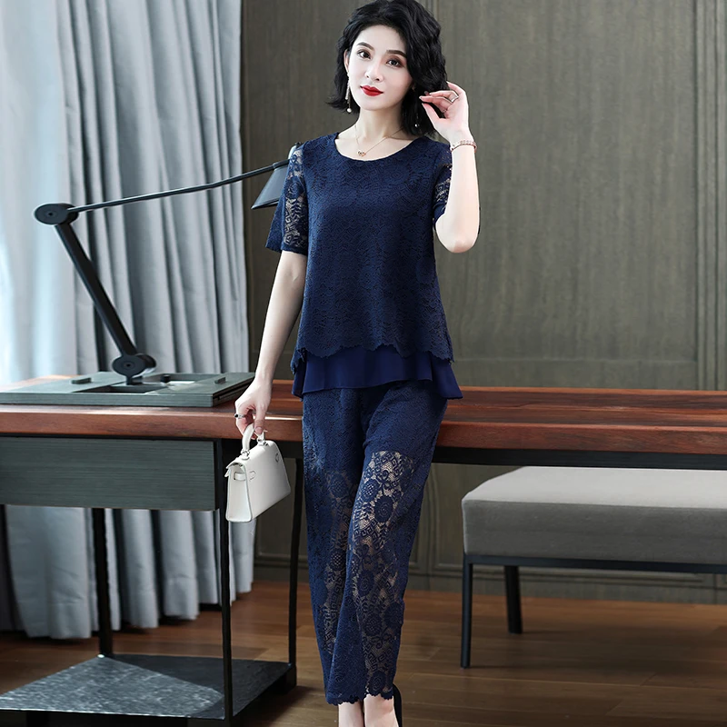 Женский спортивный костюм летний комплект из 2 предметов: кружевная блузка +