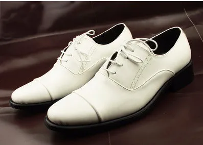 Модная кожаная обувь с микрофиброй для мужчин цвет черный бежевый оксфорды офиса