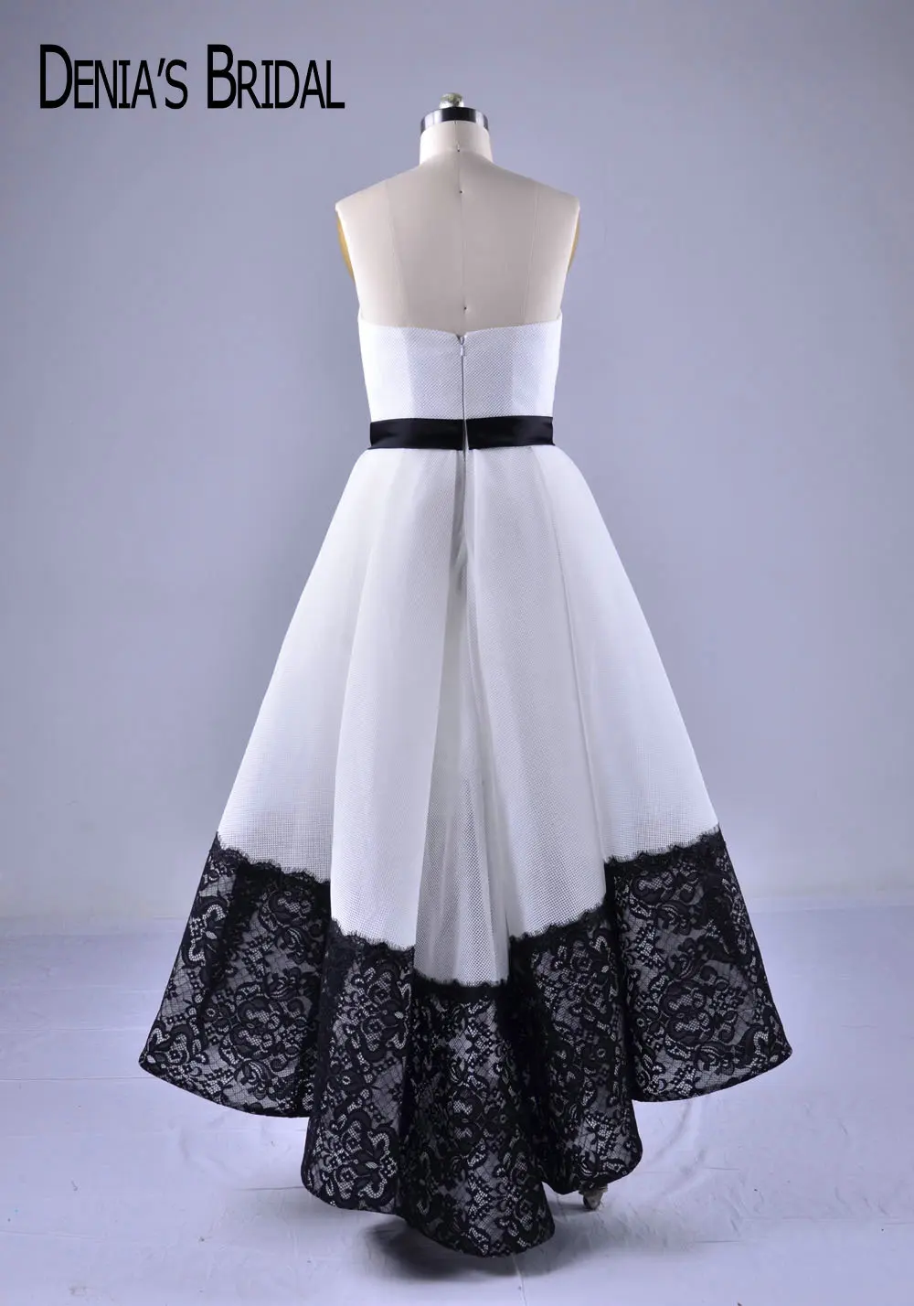 2018 черно-белые вечерние платья с бантом на поясе без бретелек элегантные