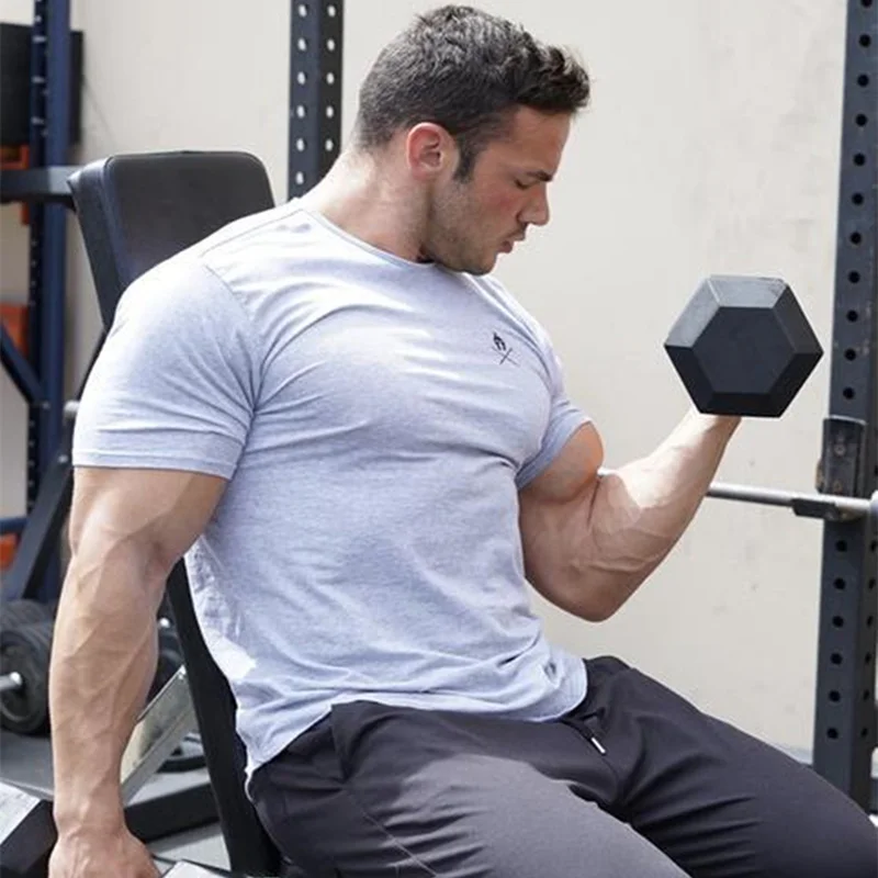 Мужская хлопковая футболка с коротким рукавом черная Однотонная для бега на лето