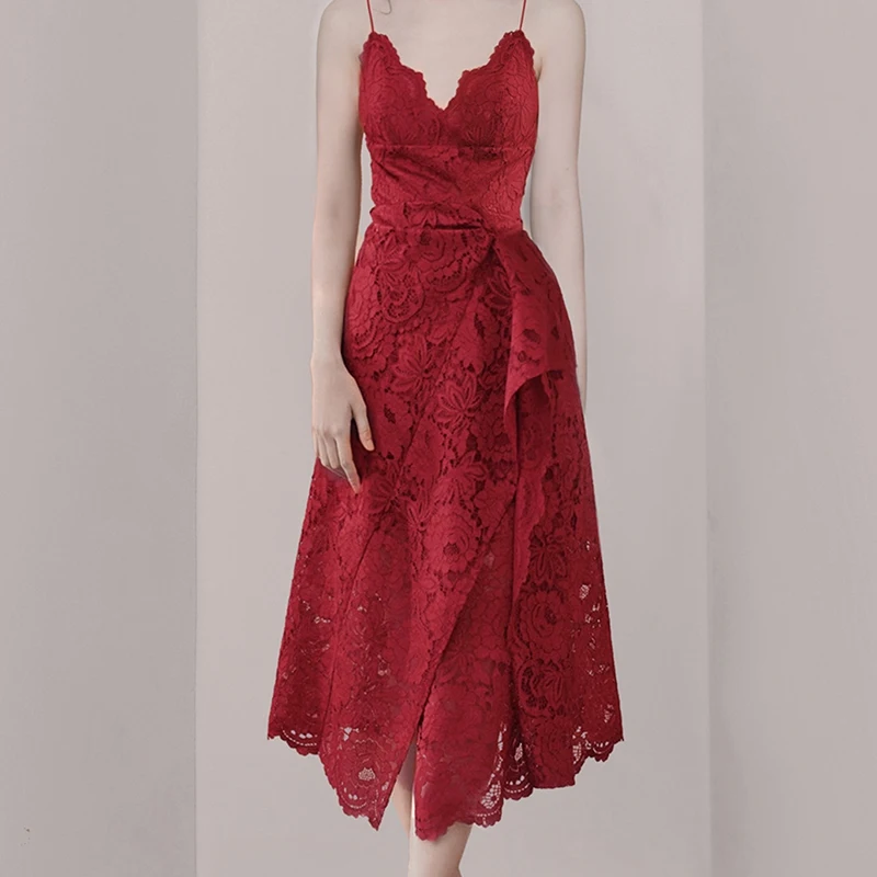 Женское асимметричное платье Max Spri кружевное на бретельках без рукавов с