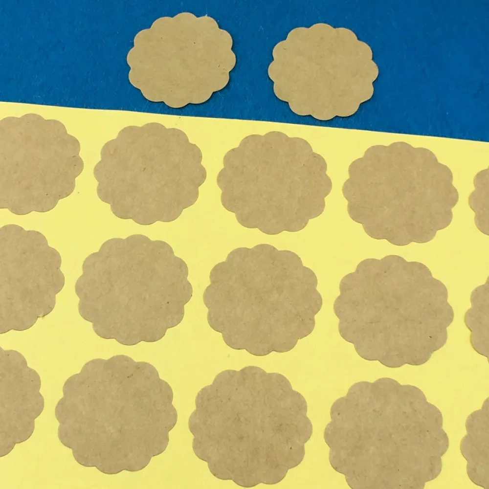 Оптовая продажа Бесплатная доставка 600 шт./лот 3 см крафт пустая зубчатая наклейка