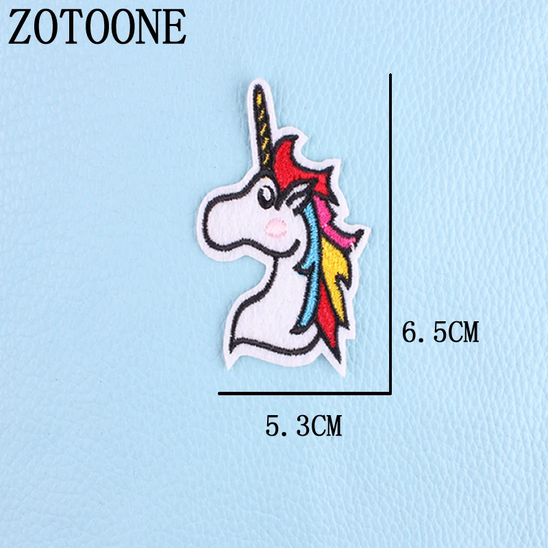 PE1261 ZOTOONE, рождественский стиль, нашивка для одежды, железная вышитая аппликация, милые нашивки, значок «Единорог», аксессуары для одежды DIY H - Цвет: PE1261