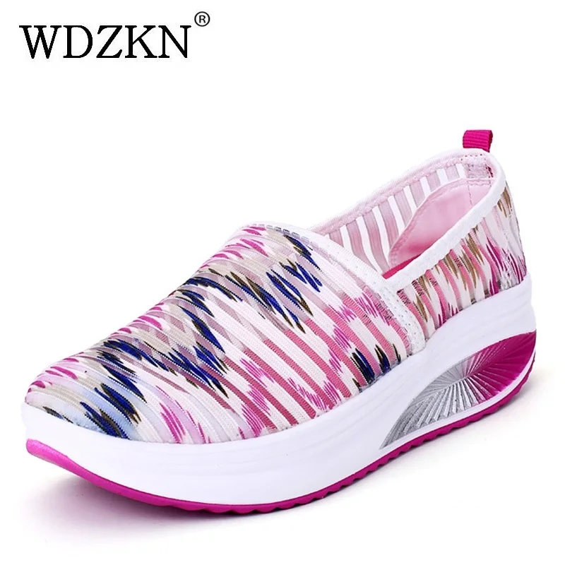 Кроссовки WDZKN женские сетчатые легкие дышащие без шнуровки повседневная обувь на