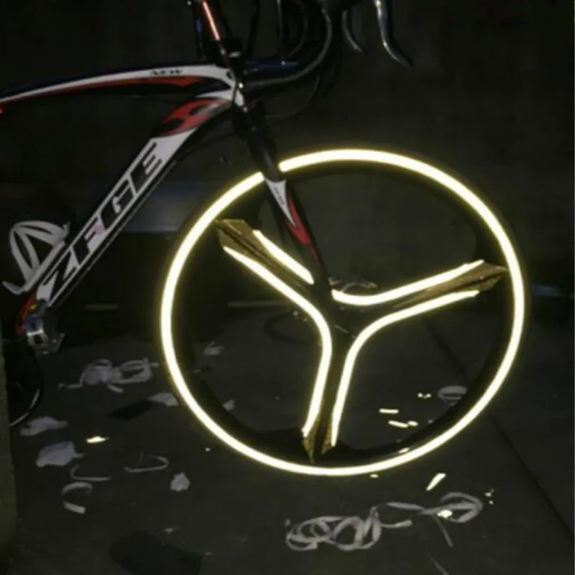 Светоотражающая универсальная наклейка на мотоцикл ширина 1 5 см