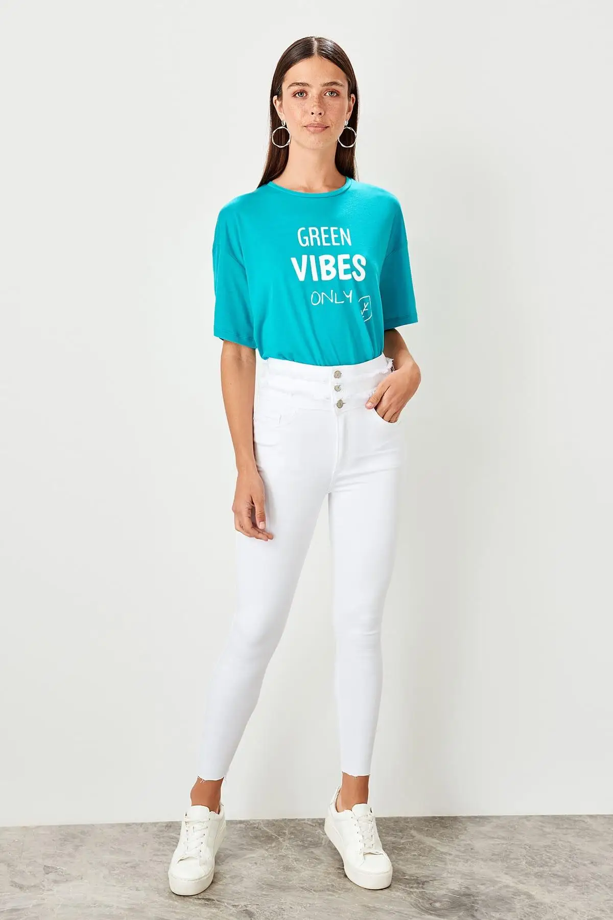 Trendyol White Waist Tassel Detail Super High Waist Skinny Jeans TCLSS19LR0018