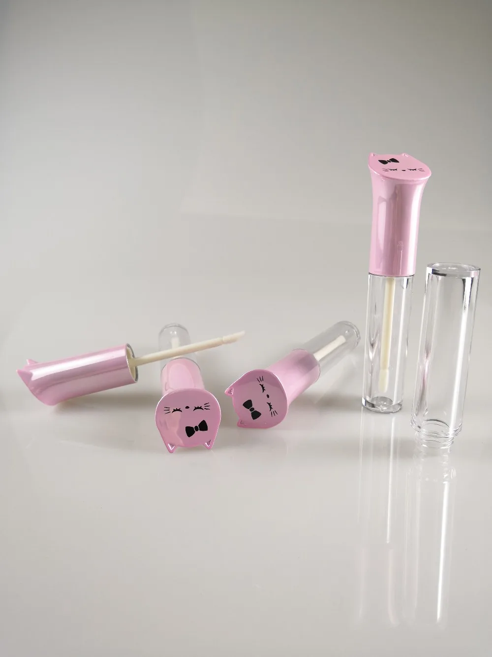 Милая Красивая прозрачная пустая туба для блеска губ с розовой крышкой