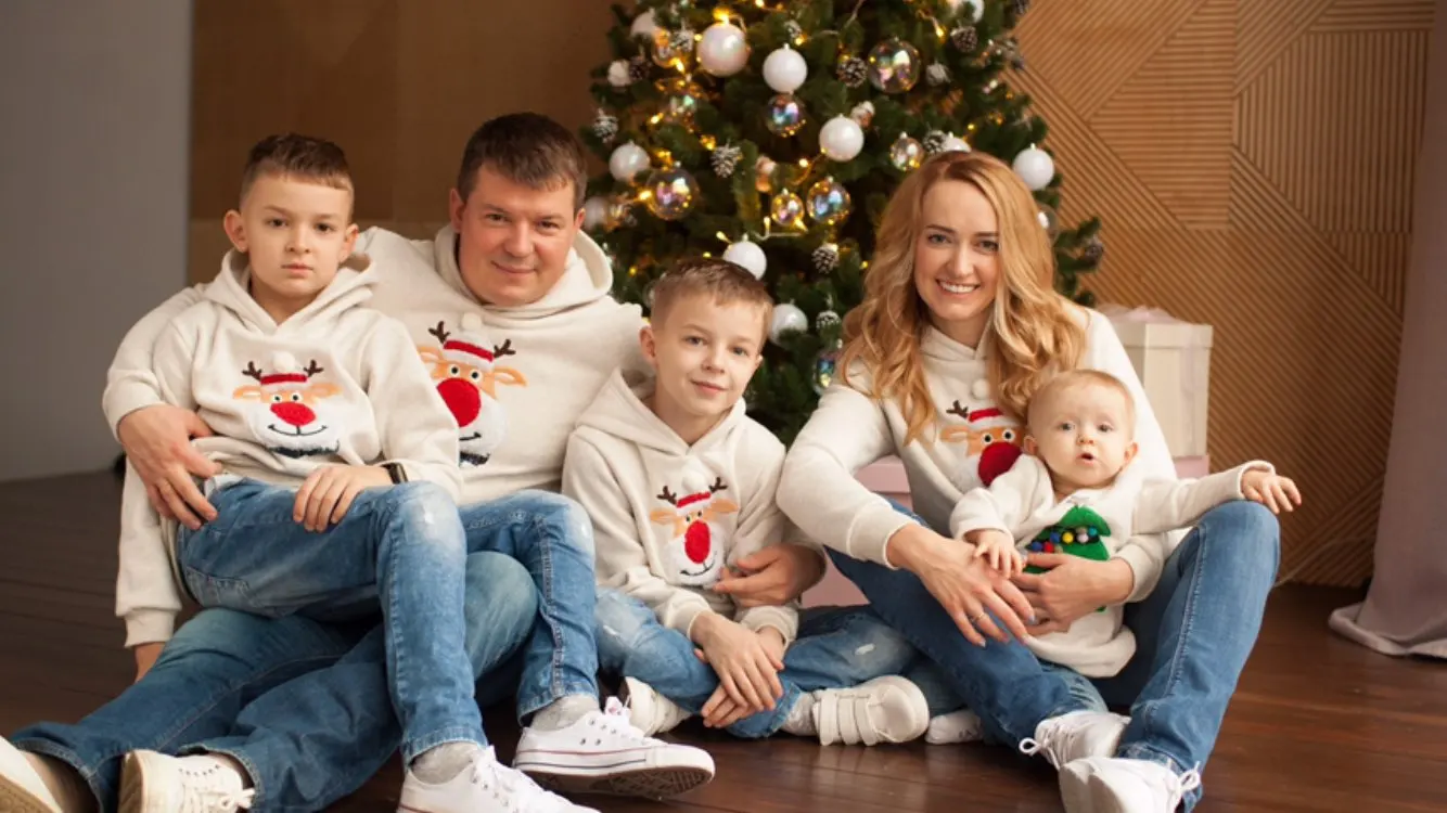 2018 зимние одинаковые комплекты для семьи Рождественский свитер детская одежда с