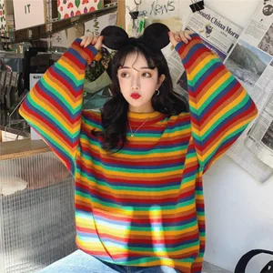 Пуловер с круглым вырезом в стиле ретро радужных цветов