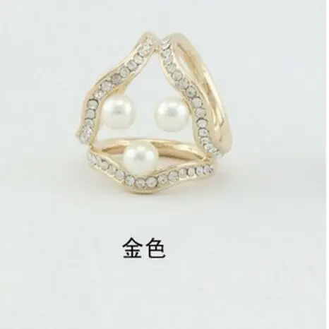 

2021 New Synthetic Gemstone Simulated Pearl Jewelry Camellias Imitation Pearl Scarf Holder Scarf Brooch Clips Jewelry Gift