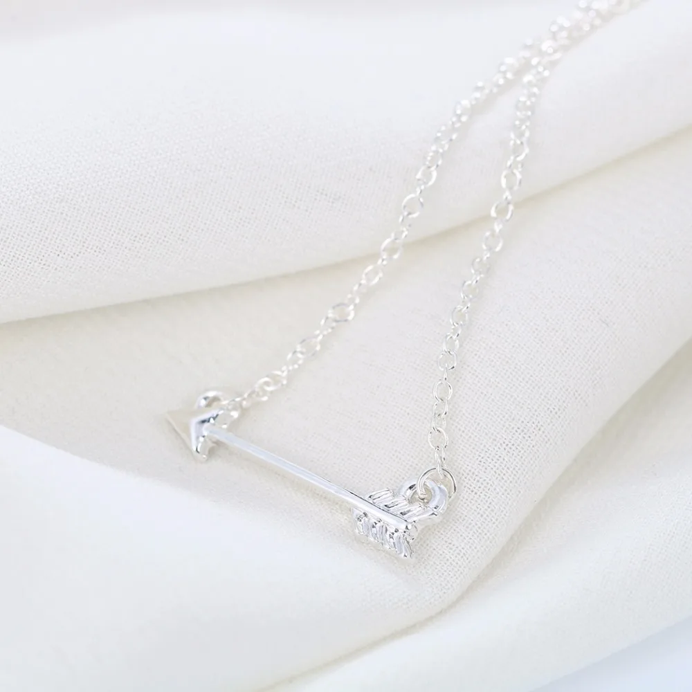 Cxwind однонаправленное ожерелье со стрелками и подвесками треугольное эффектное