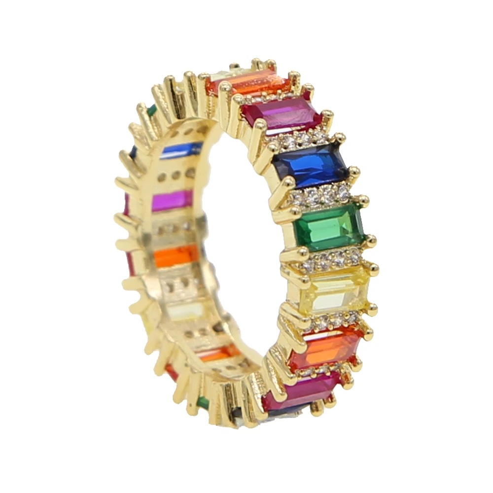 Женское ТРАПЕЦИЕВИДНОЕ кольцо изящное Радужное тонкое обручальное с кубическим