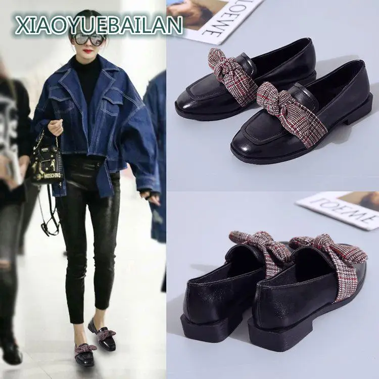 Женская обувь в британском стиле с маленьким кожаным галстуком бабочкой на