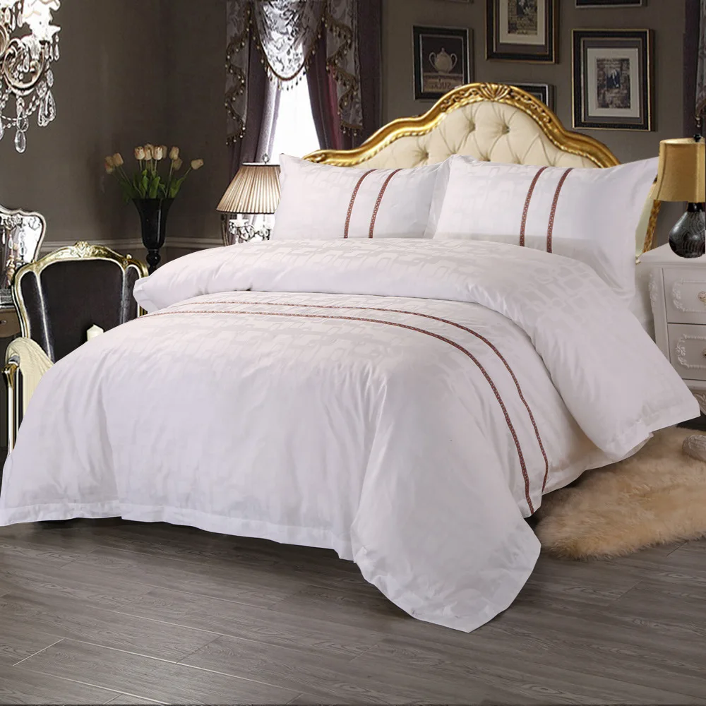 

Bedding Set 4 Pieces Solid Color Brief Chic Style Quilt cover Sheet Pillowcase Suitable for Home And Hotel